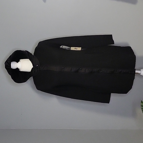 Max Studio Long Black Hooded Lightweight Quilted Back Knit Coat - Size XS - Picture 2 of 8